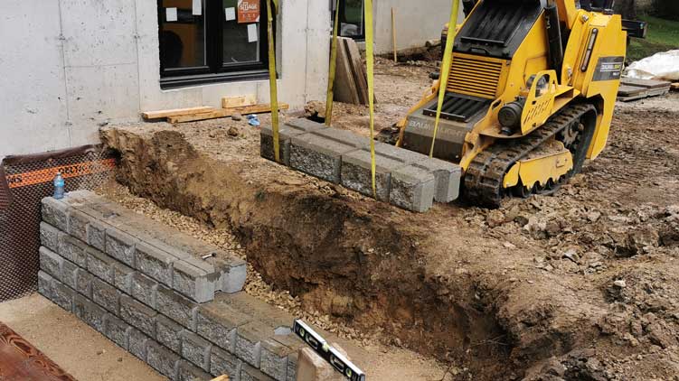Construction Bricks Handling Baumalight Tracked Miniskidsteer