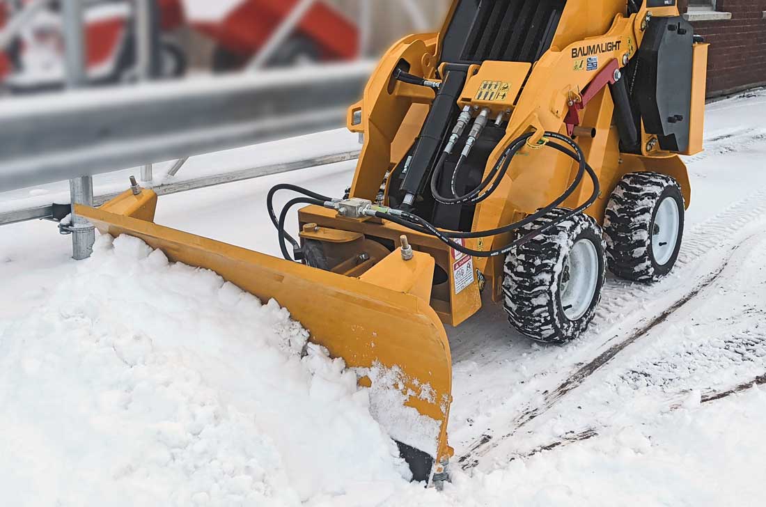 WRL58G with snow blade in action