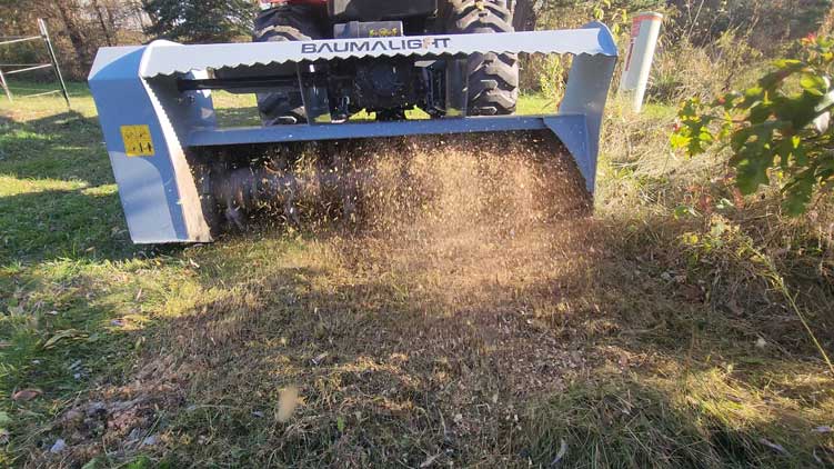 customer with mp360 in clearing action