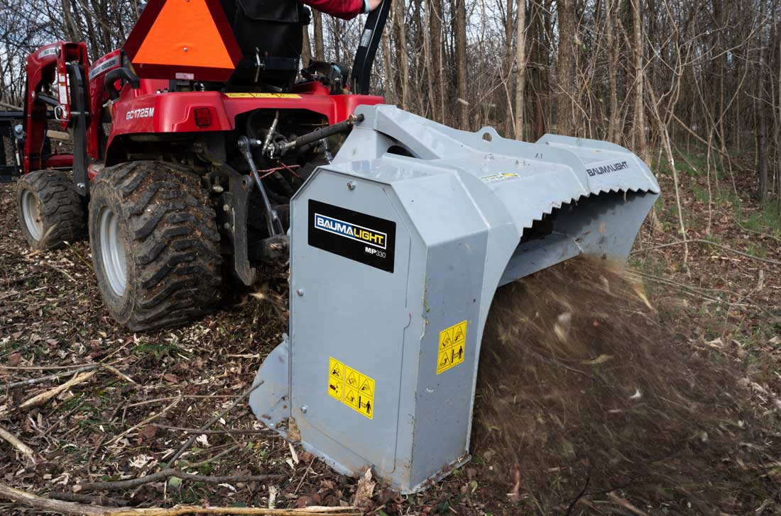 baumalight mp330 mulcher cutting dense vegetation