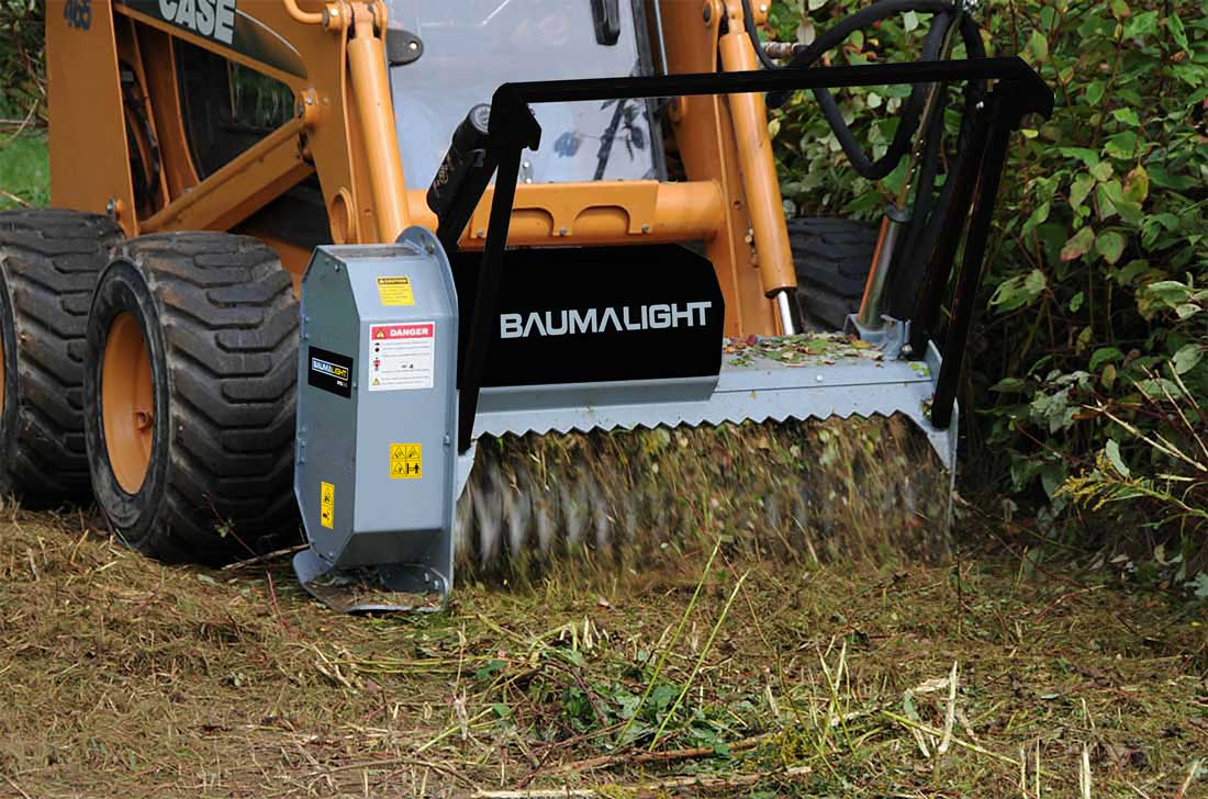 Hydraulic drive mulcher on skidsteer