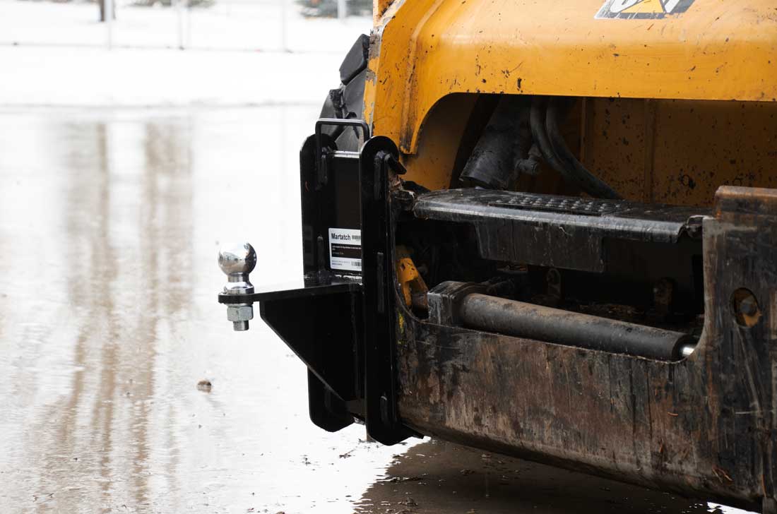 attelage à boule pour déplacer une remorque