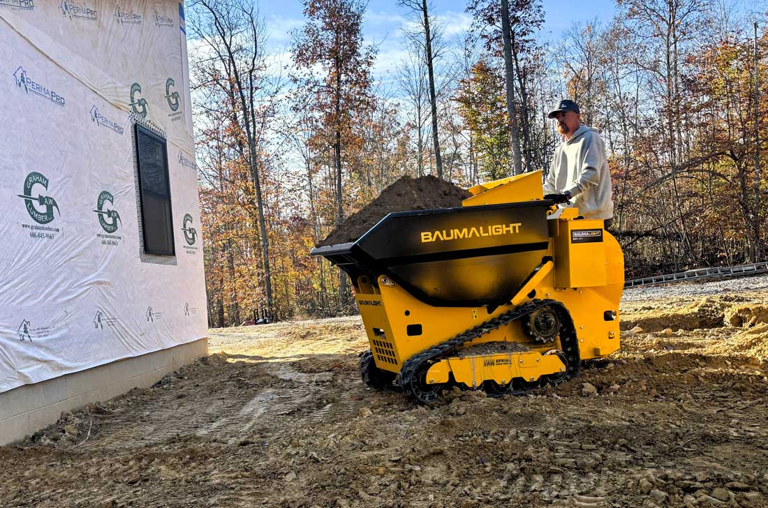 customer with dt515rh in dumping action