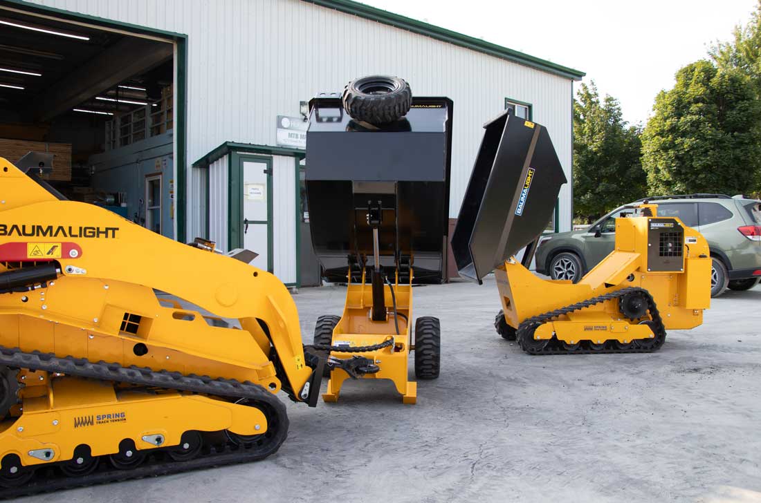 Mini dumper with heavy duty cylinders