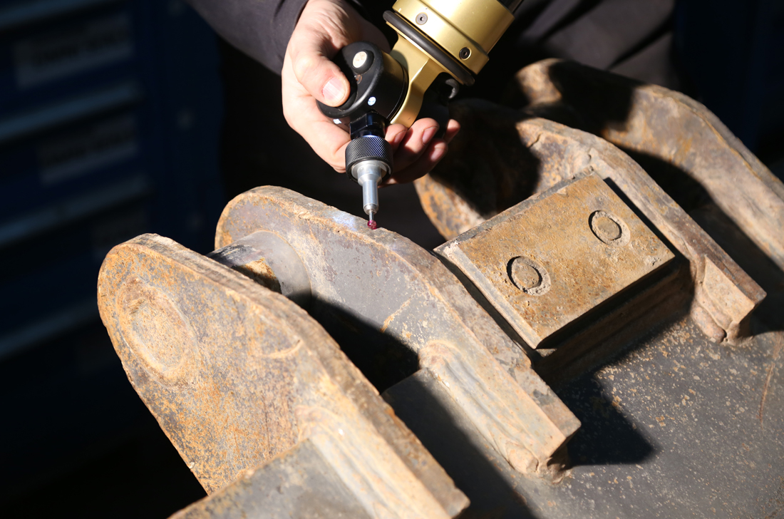 CMM measuring customer attachement dimentions