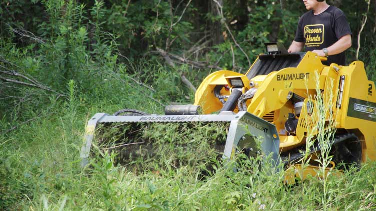 fmm148 in clearing heavy grass action