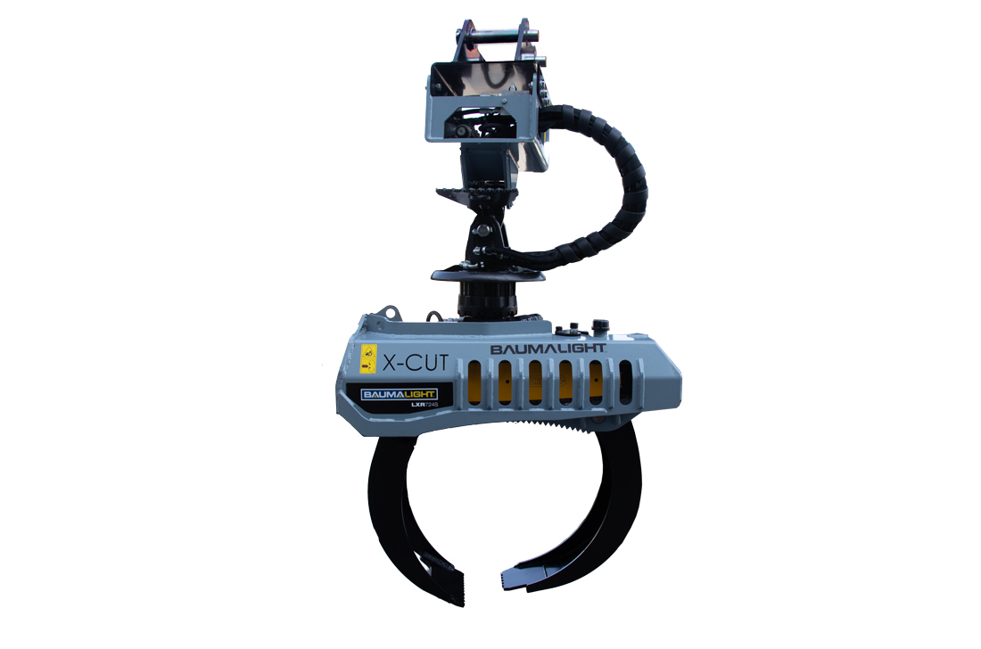 baumalight lxr724s with sleeved hydraulic hoses