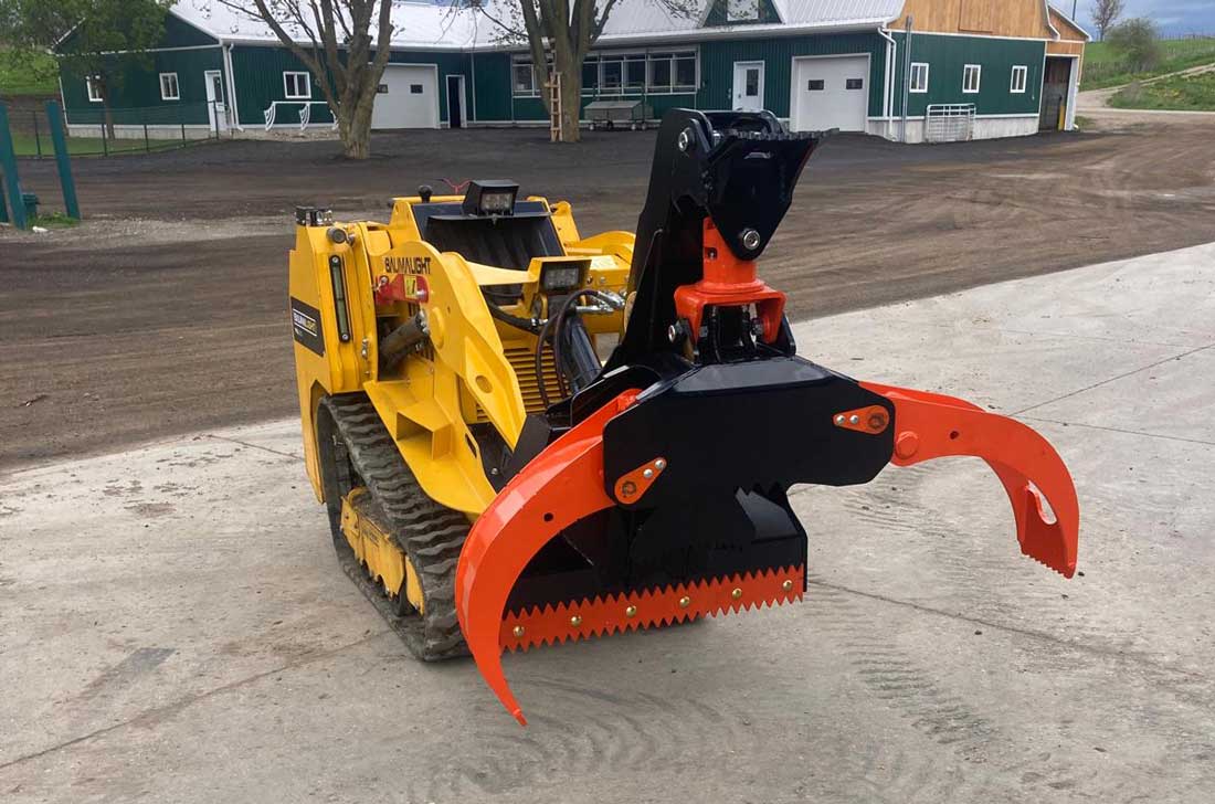 trl620d mini skidsteer with log grapple