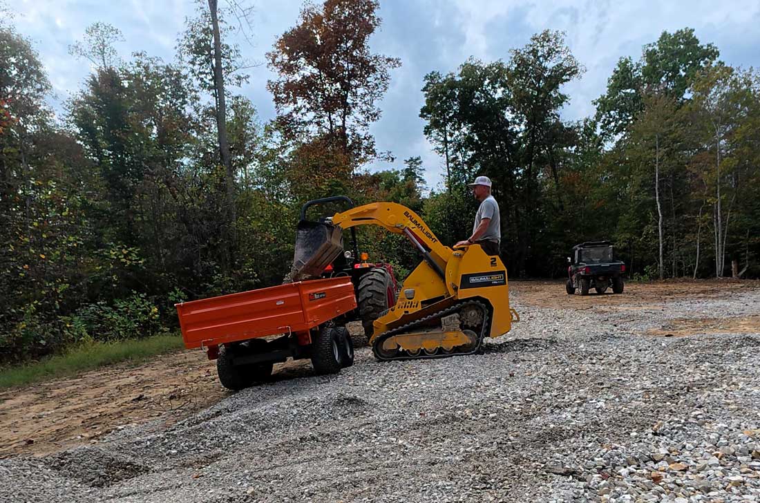 trl630d rubber tracks on rough terrain