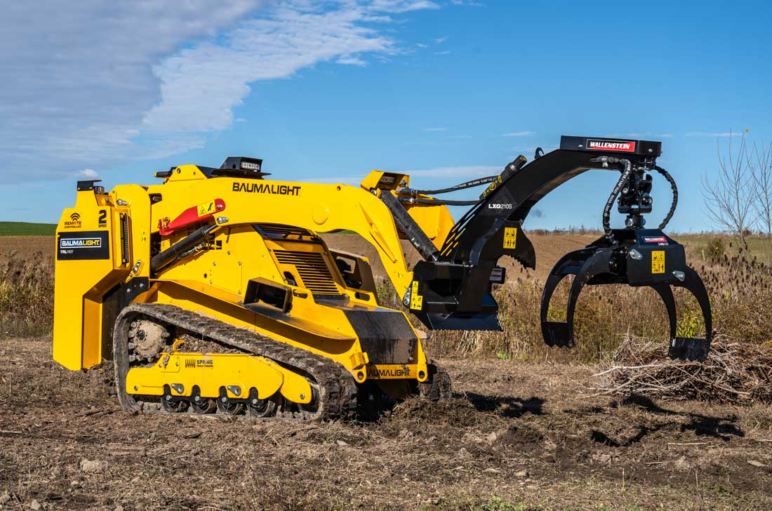 mini skidsteer with responsive control