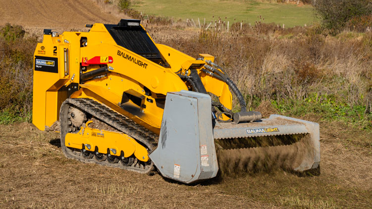 trl740y mini skidsteer in action