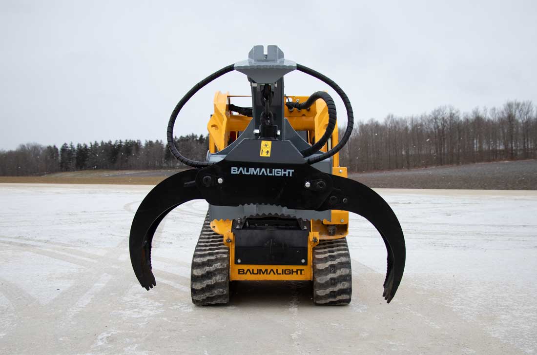 baumalight log grapple on mini skidsteer