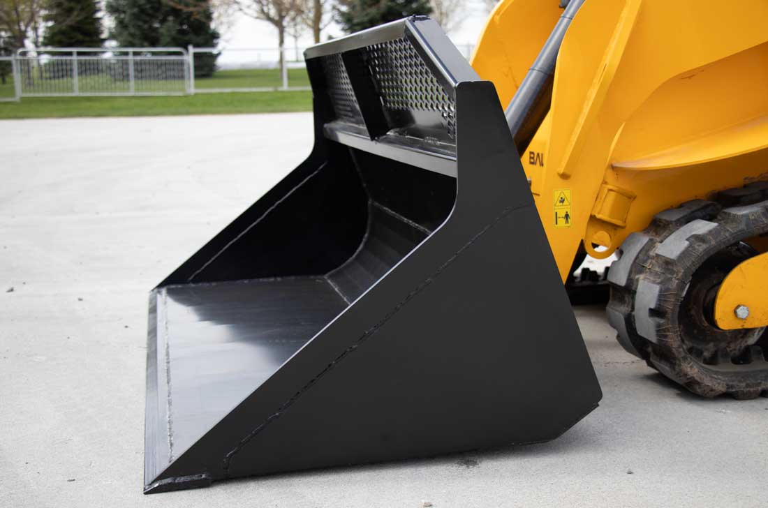 martatch 60 inch bucket with grill