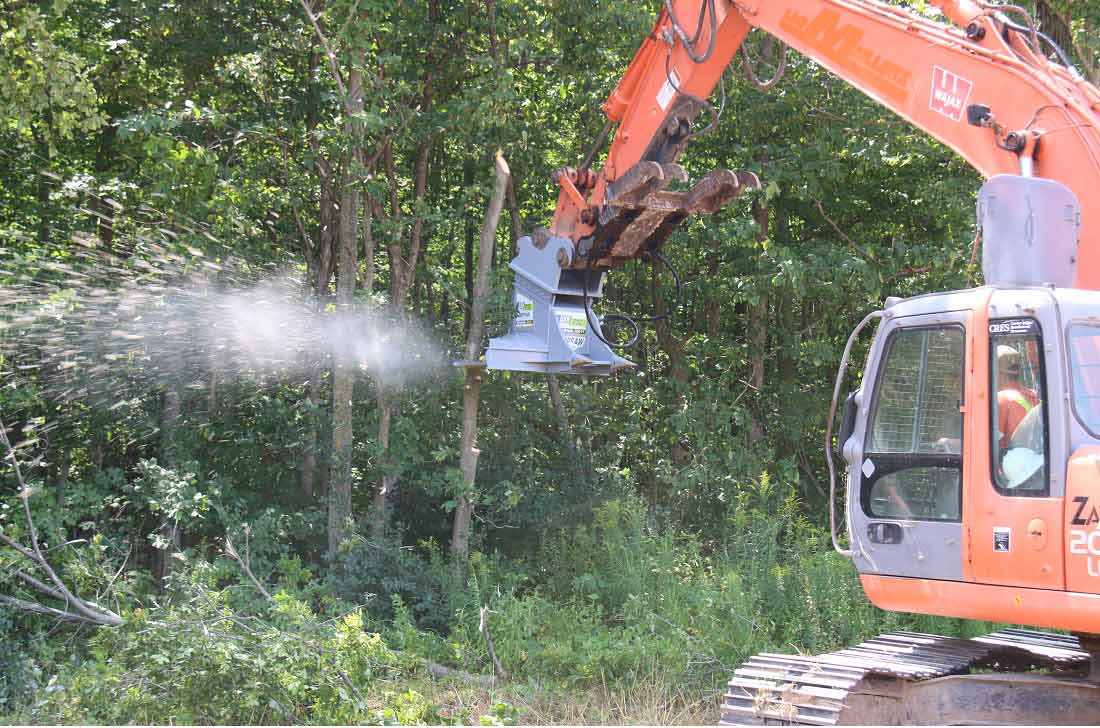 Excavator mount tree saw
