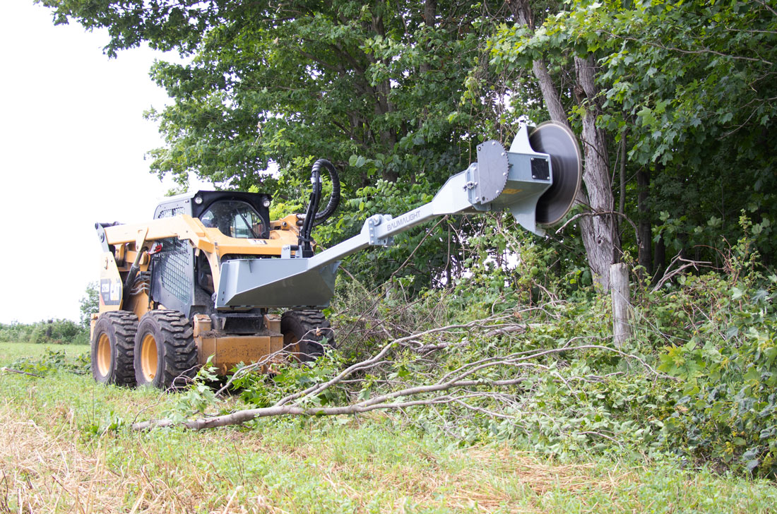 Baumalight tree saw HSM513 in action