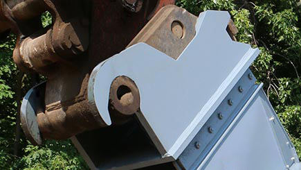 Bolt on excavator adaptor