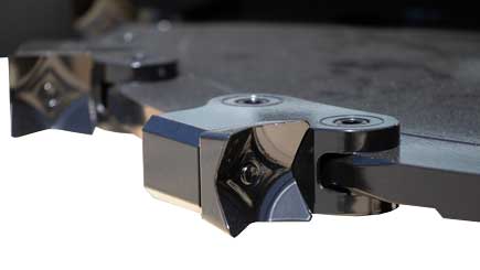 Replaceable beaver teeth