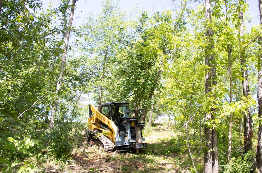 move sheared trees limbs using ish715g