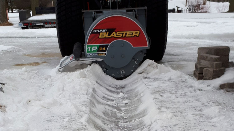 Baumalight 1P24 stump grinder clearing snow